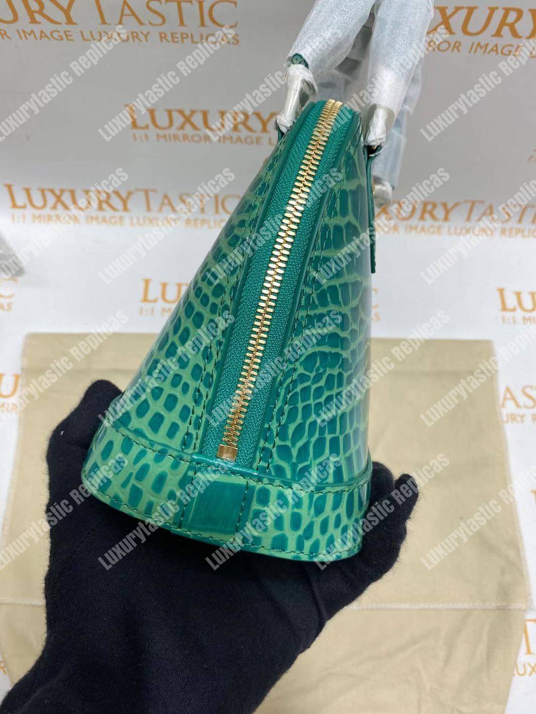 LV Alma BB Crocodilien Brillant Bleu Canard Blue