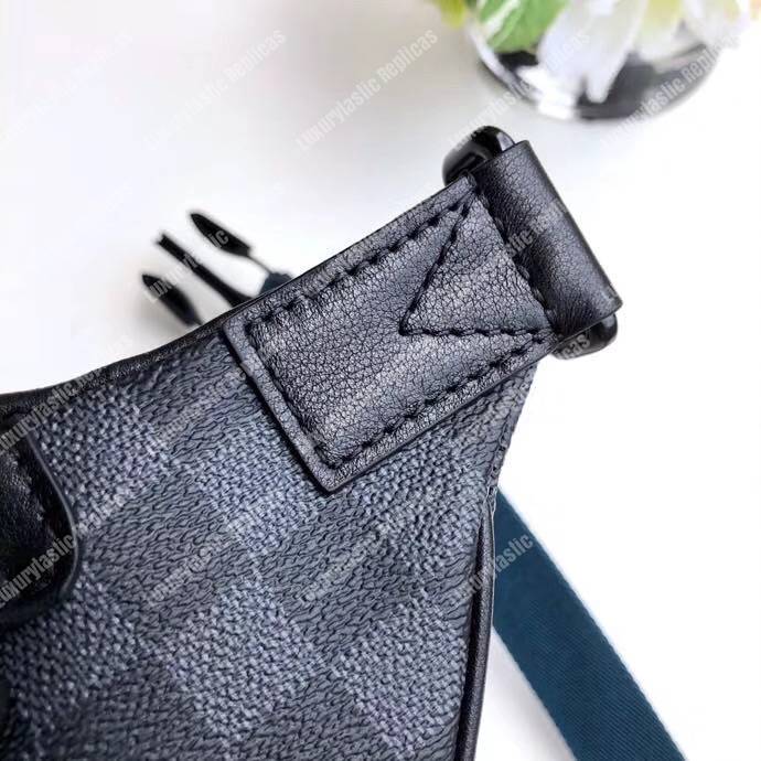 LV Discovery Bumbag Damier Graphite