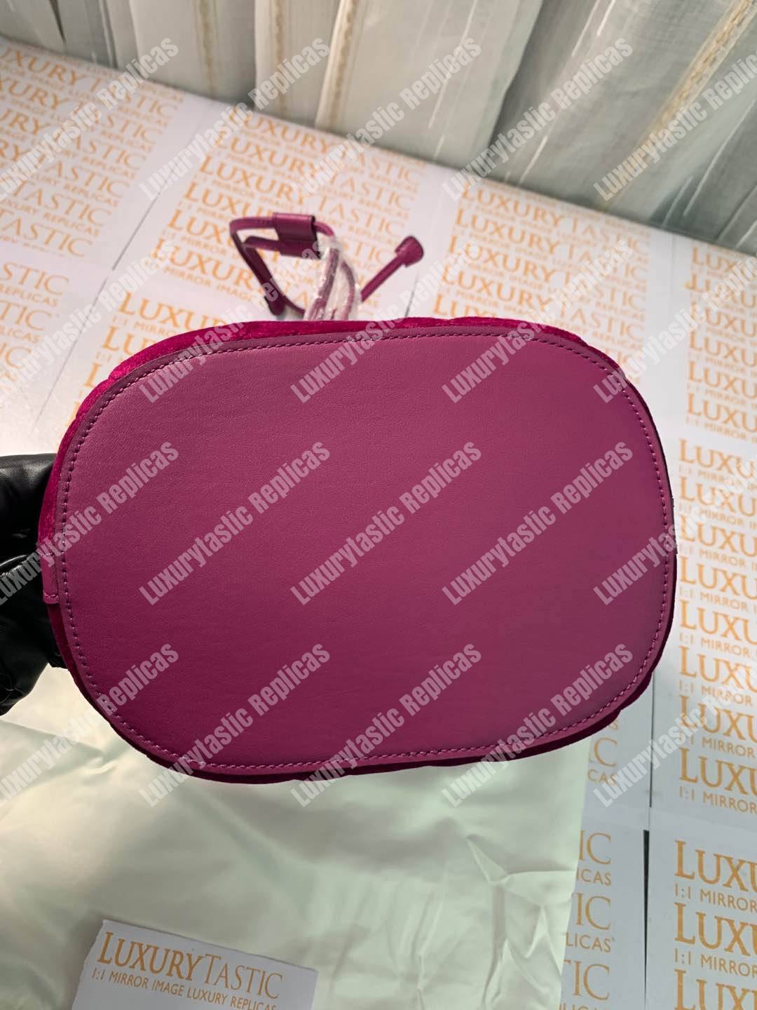 G*u*i gg marmont velvet bucket bag fuchsia