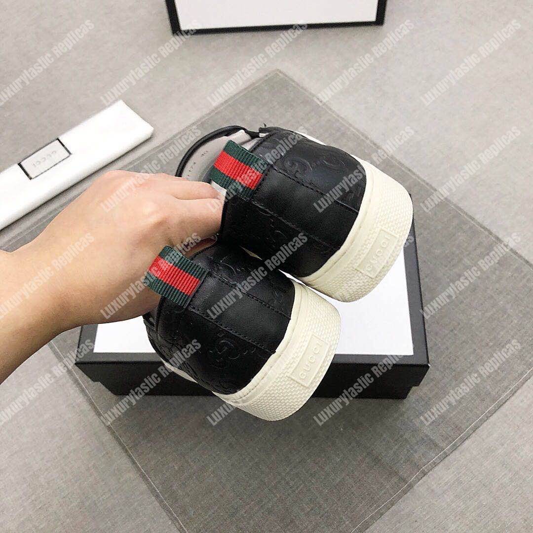 G*u*i mens signature slip-on sneaker black