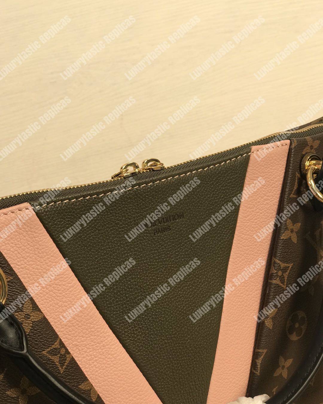 LV V Tote MM