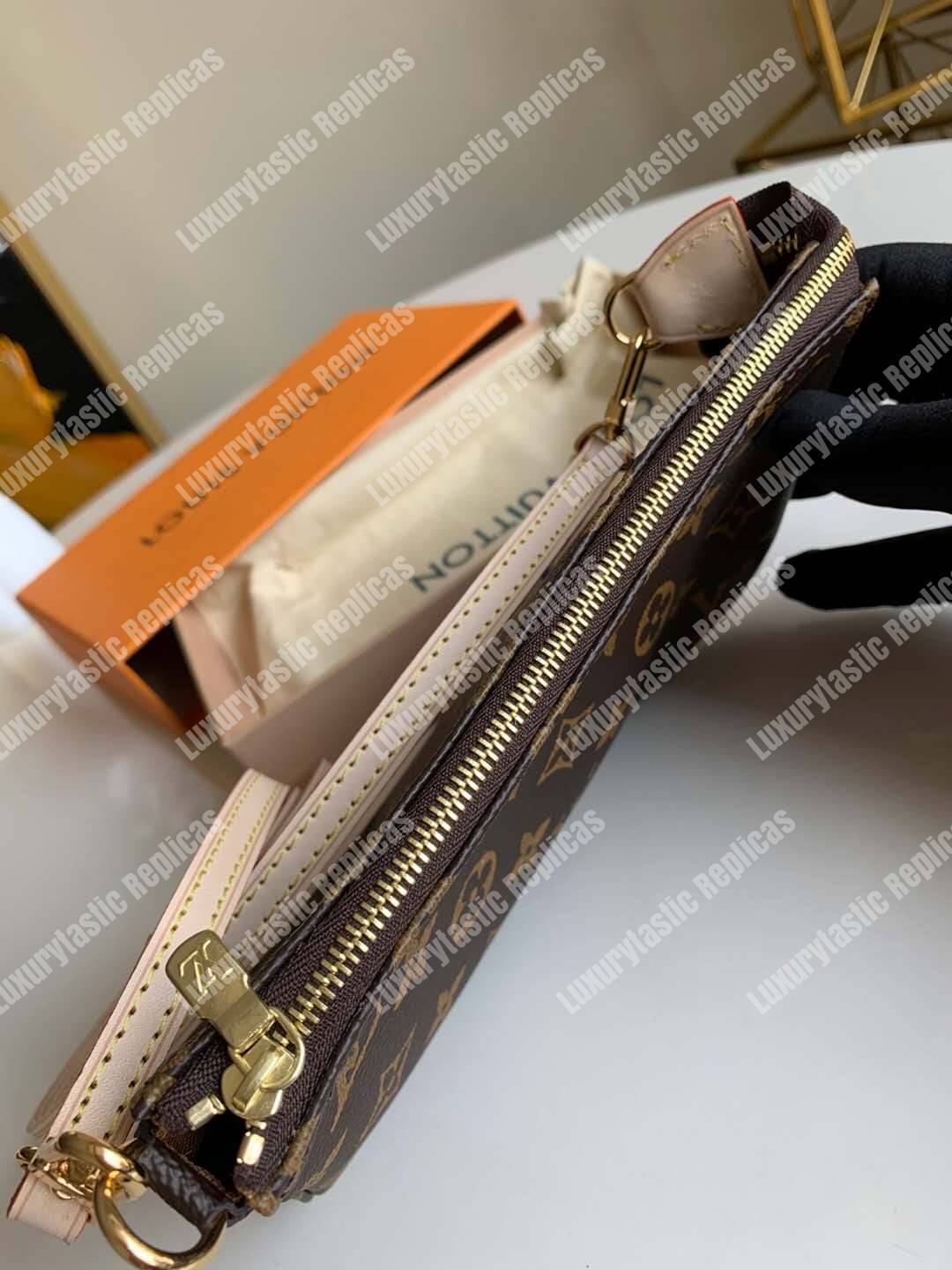 LV Pochette Accesoires Monogram