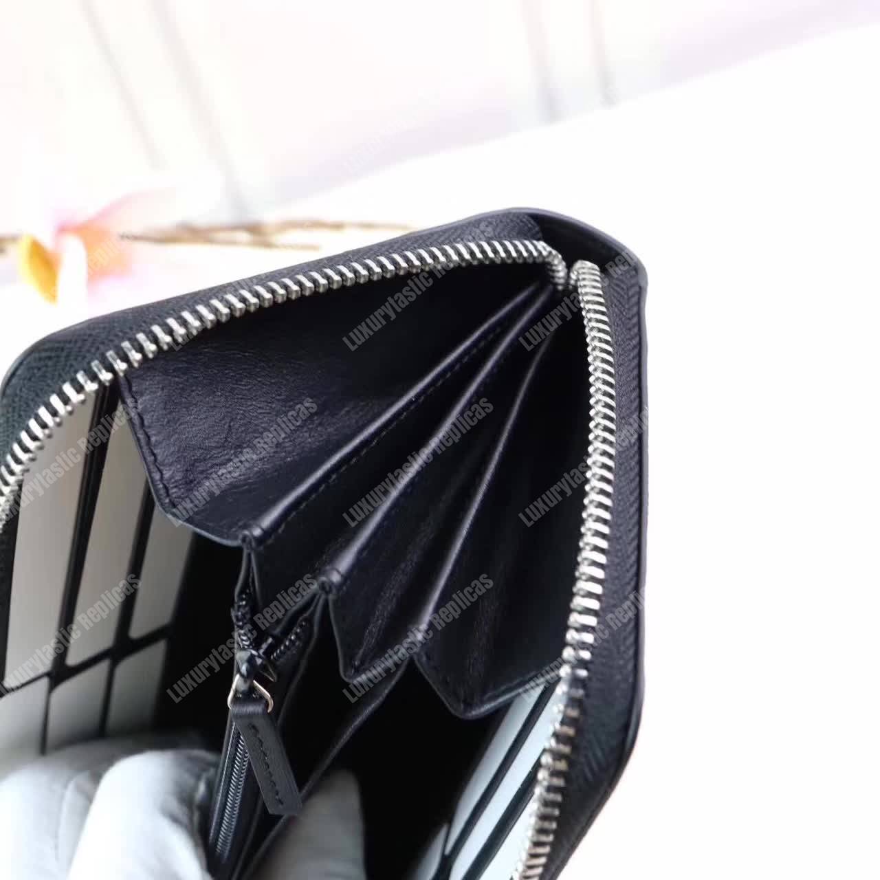 G*u*i gg sup*e zip around wallet beige/ebony