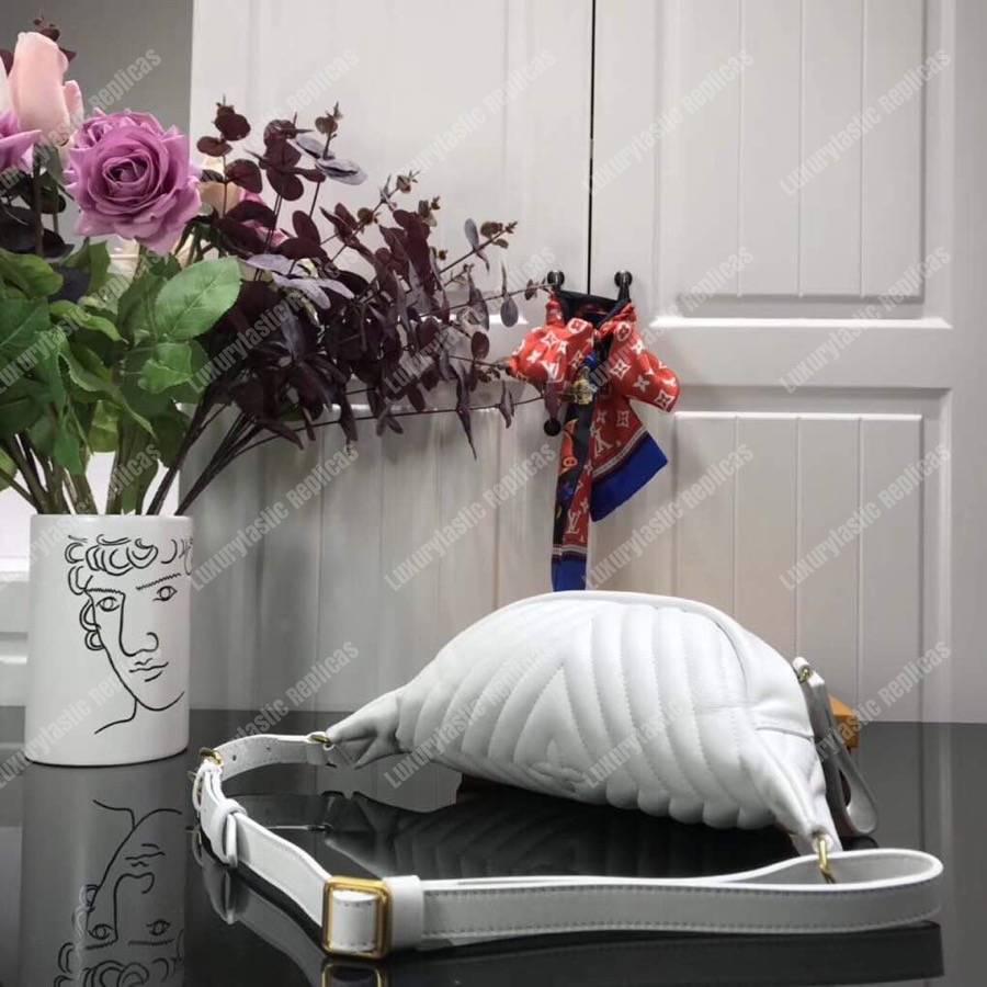 LV New Wave Bumbag Snow