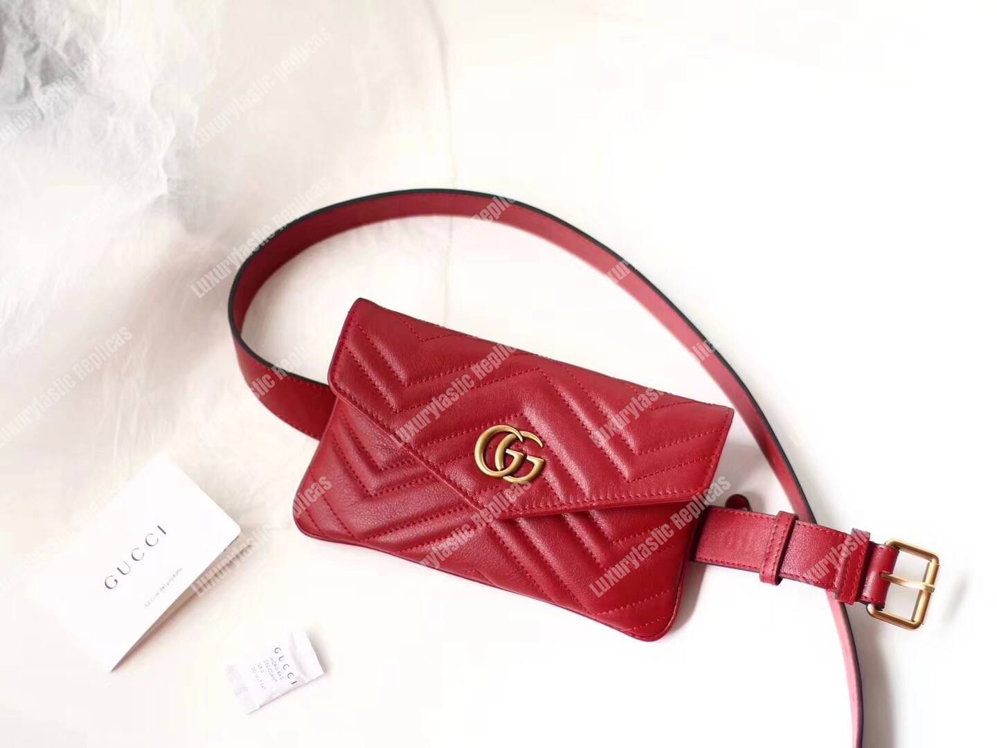 G*u*i gg marmont matelassé belt bag red