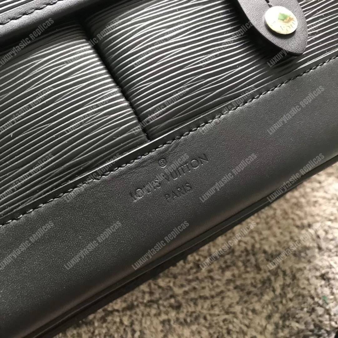 LV Messenger PM Epi Leather Black