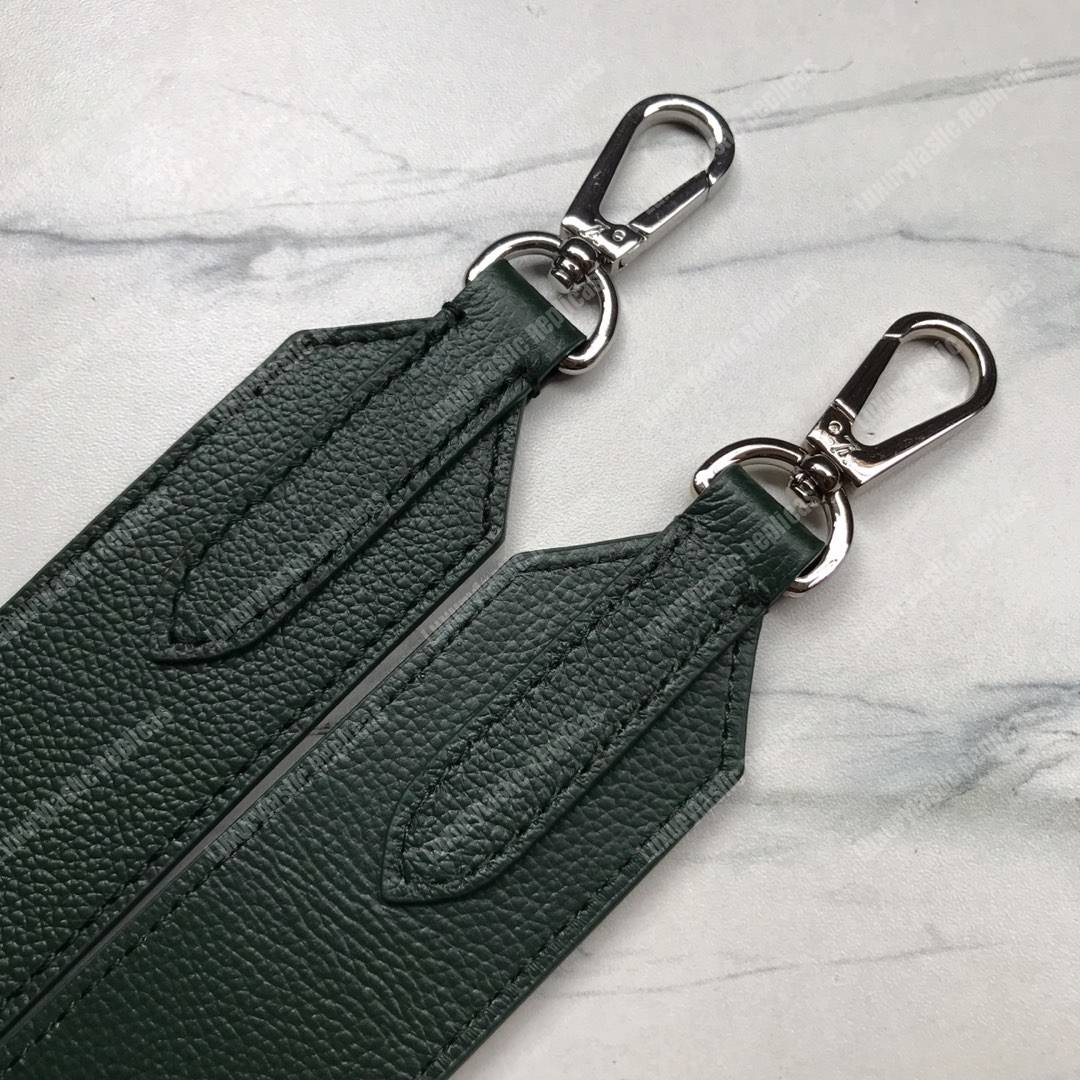 LV Bandouliere Capucines Taurillon Leather Vert