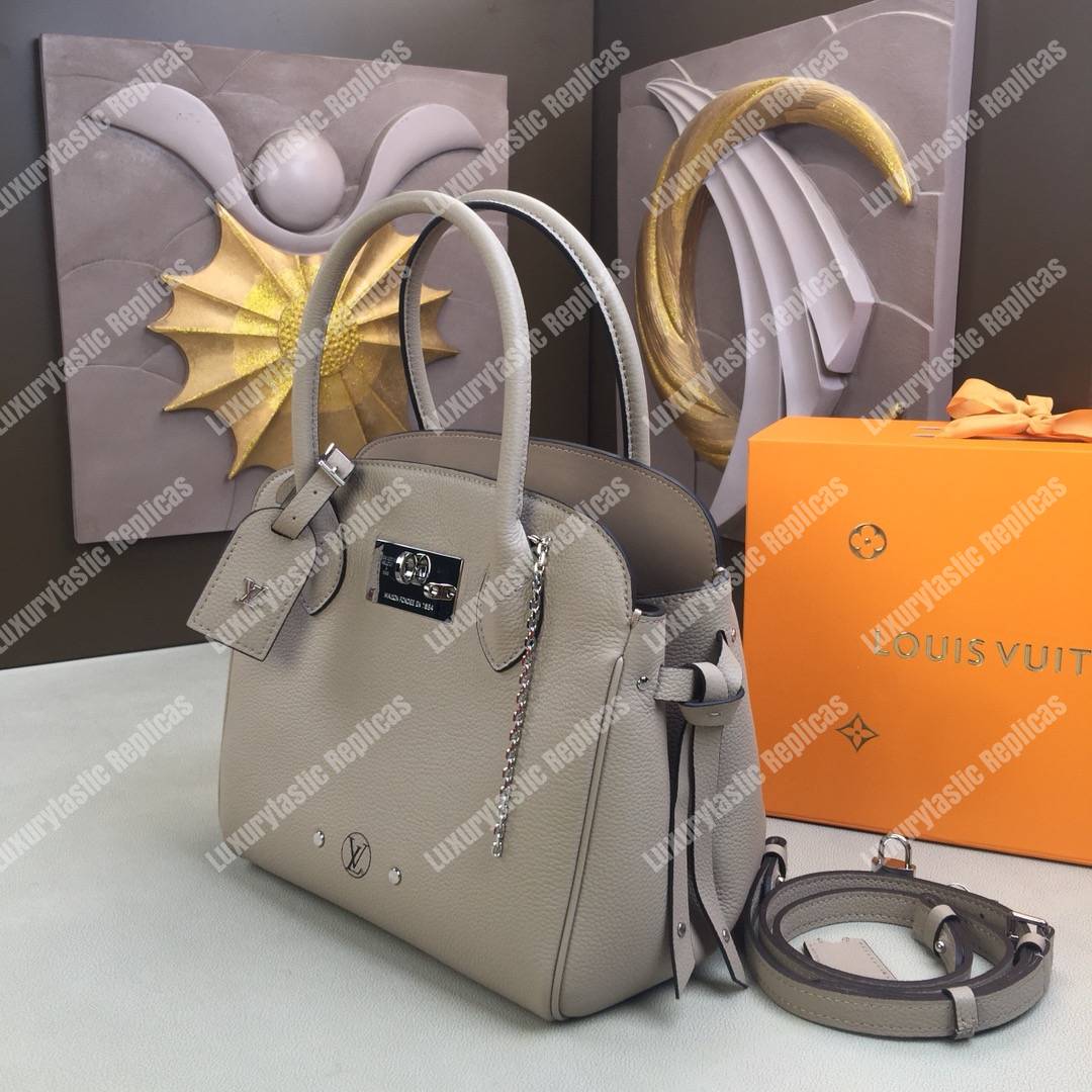 LV Milla PM Veau Nuage Cream