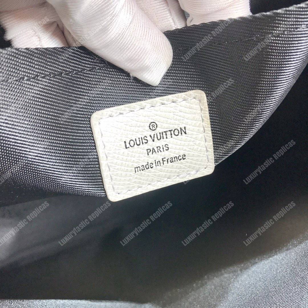 LV Discovery Pochette Monogram White
