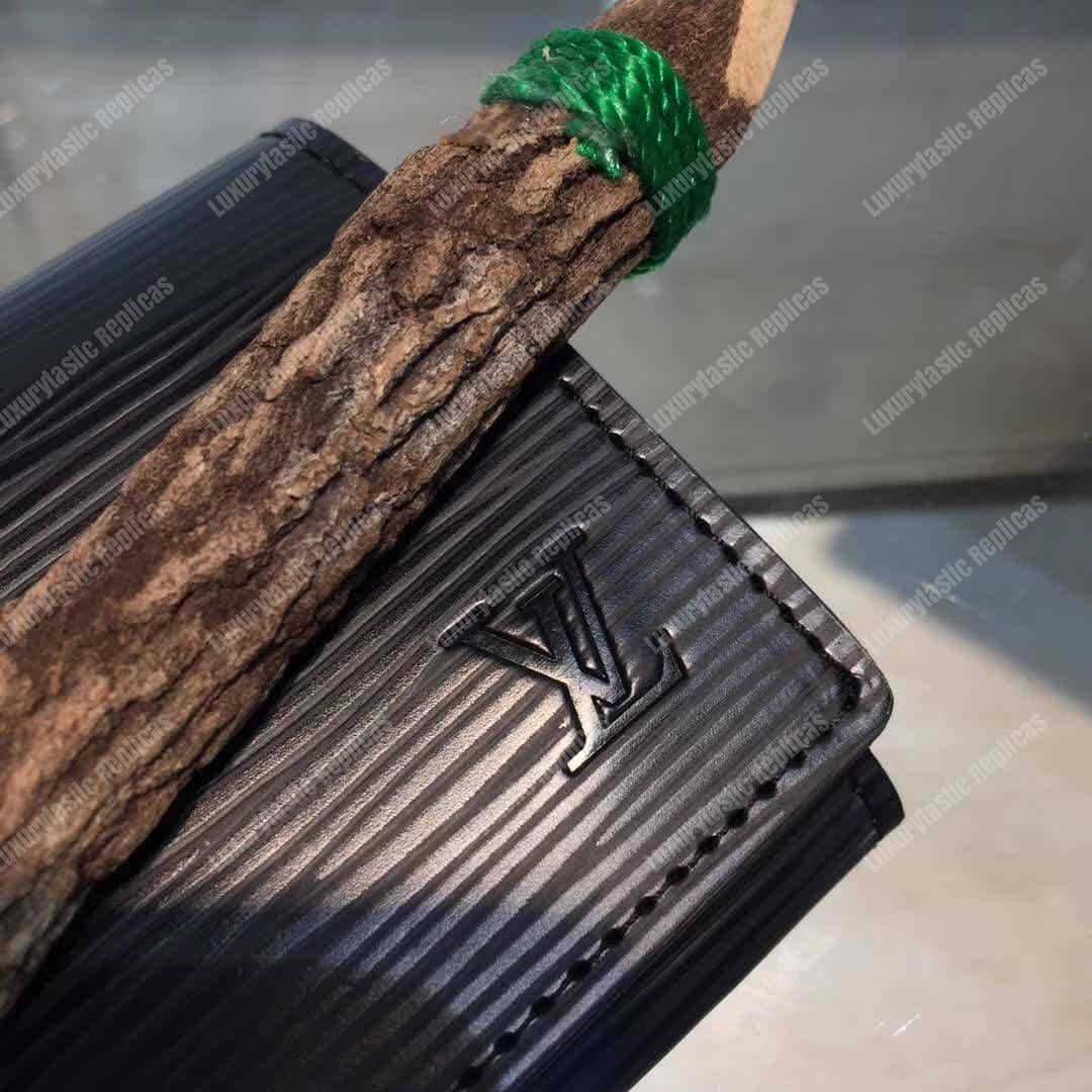 LV Enveloppe Carte De Visite Epi Leather Noir