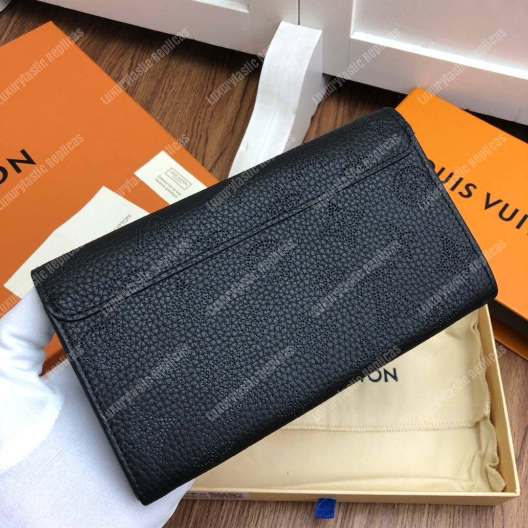 LV Iris Wallet Mahina Leather Noir
