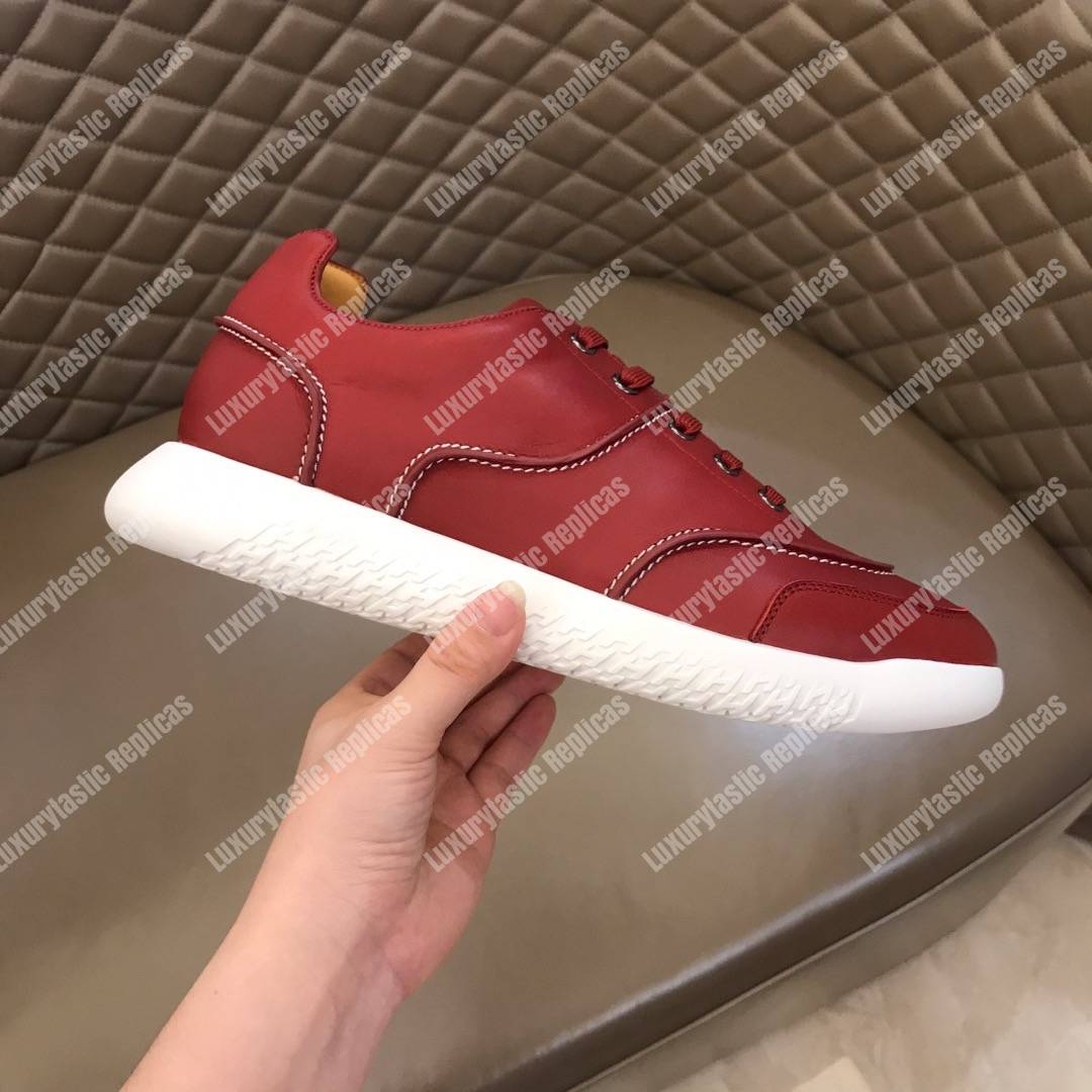H**mes turn sneaker red
