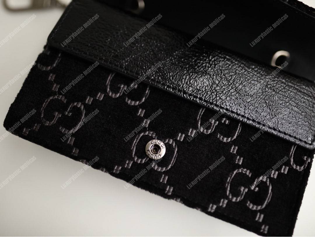 G*u*i dionysus gg velvet super mini bag black