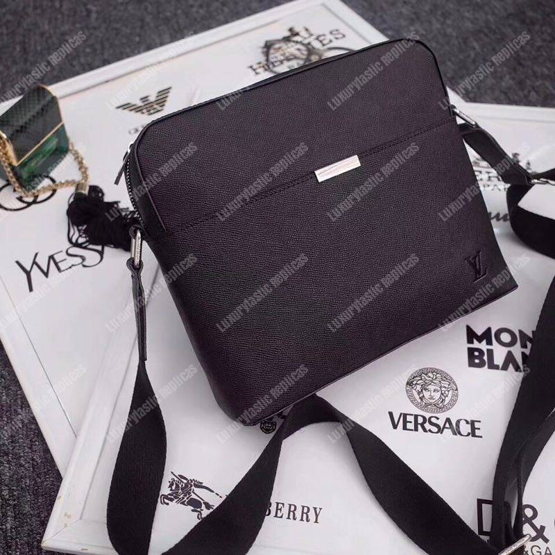 LV Anton Messenger PM Taiga Leather Ardoise