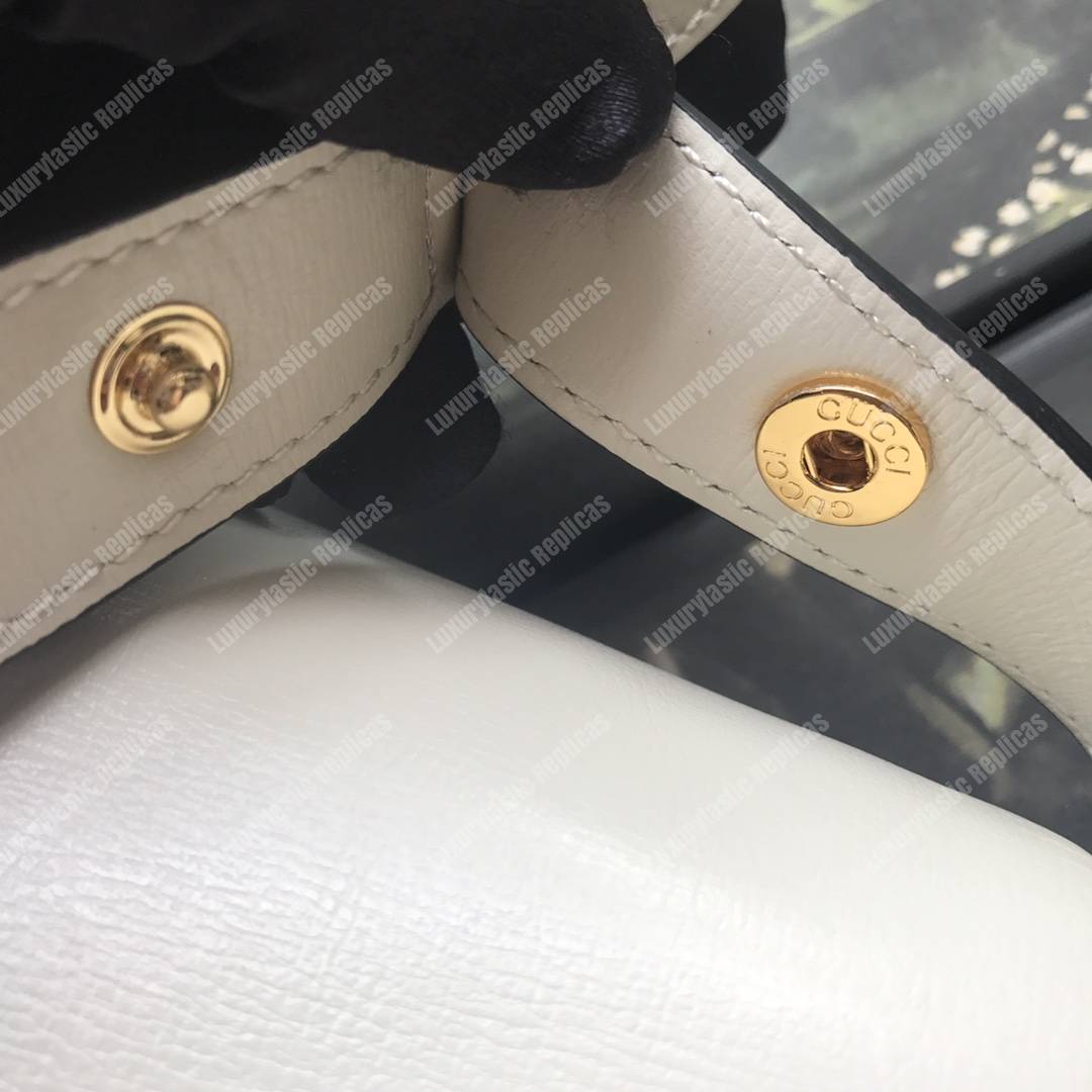G*u*i 1955 horsebit shoulder bag white