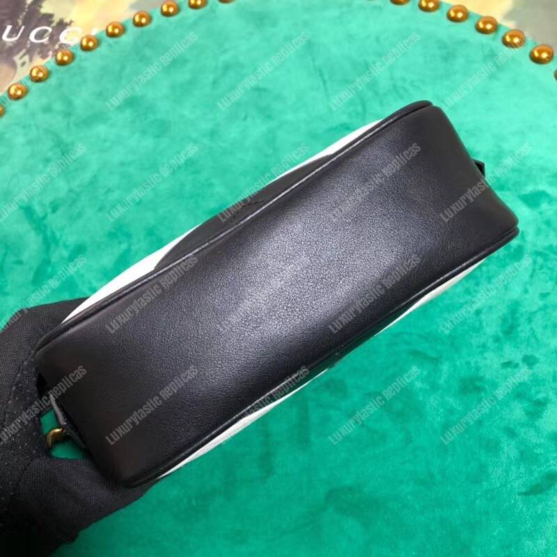 G*u*i gg marmont matelassé mini bag black and white