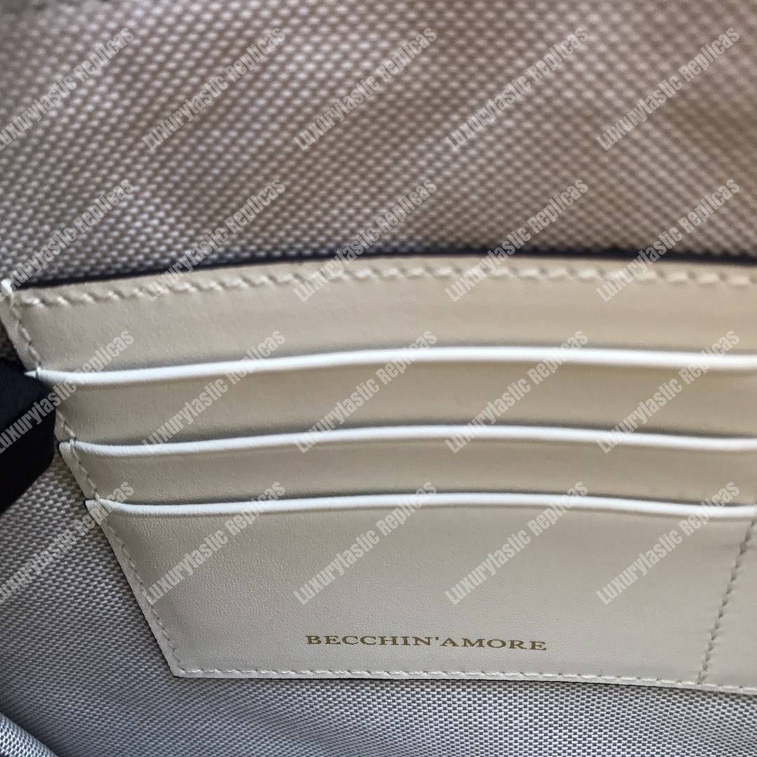 g*u*i G*u*iy print leather pouch bag white