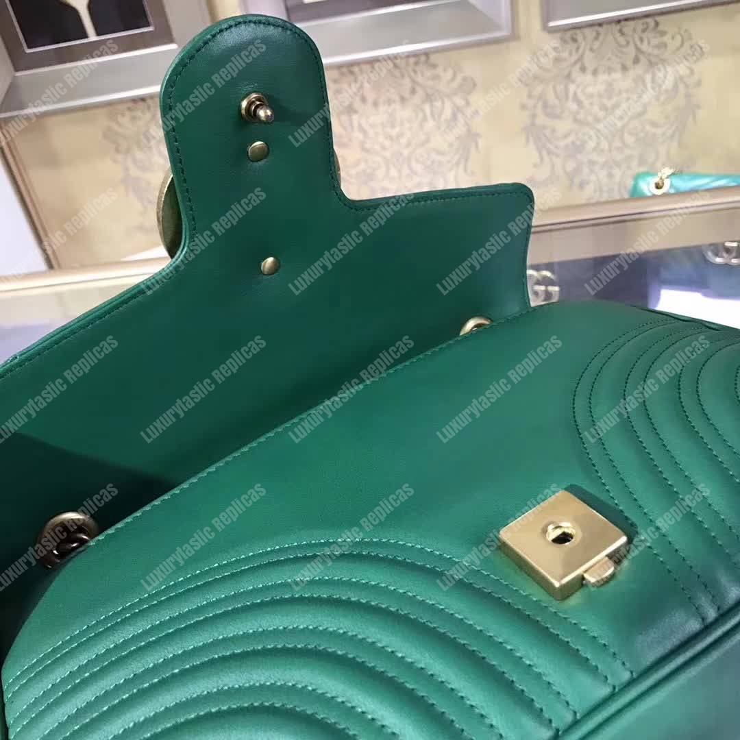G*u*i gg marmont medium matelasse shoulder bag emerald green