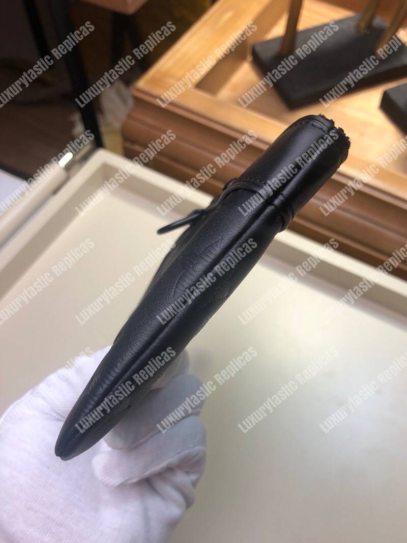 LV Discovery Pochette PM