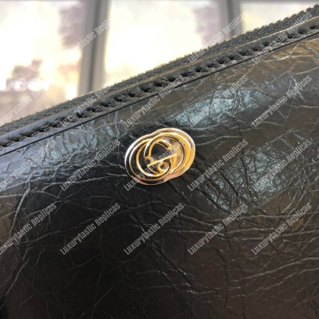 G*u*i zip around wallet with interlocking g