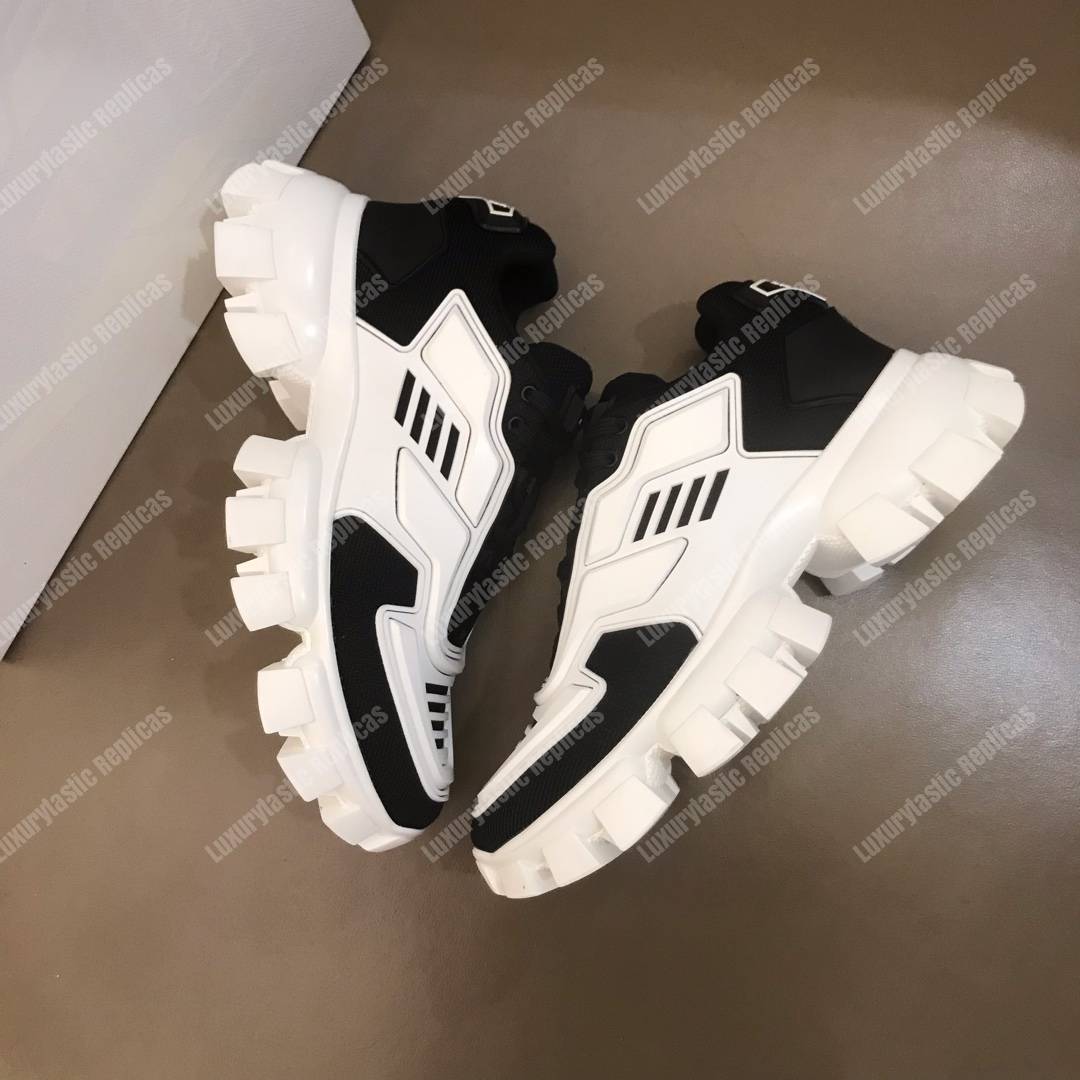 Pra*a cloudbust thunder knit sneakers white
