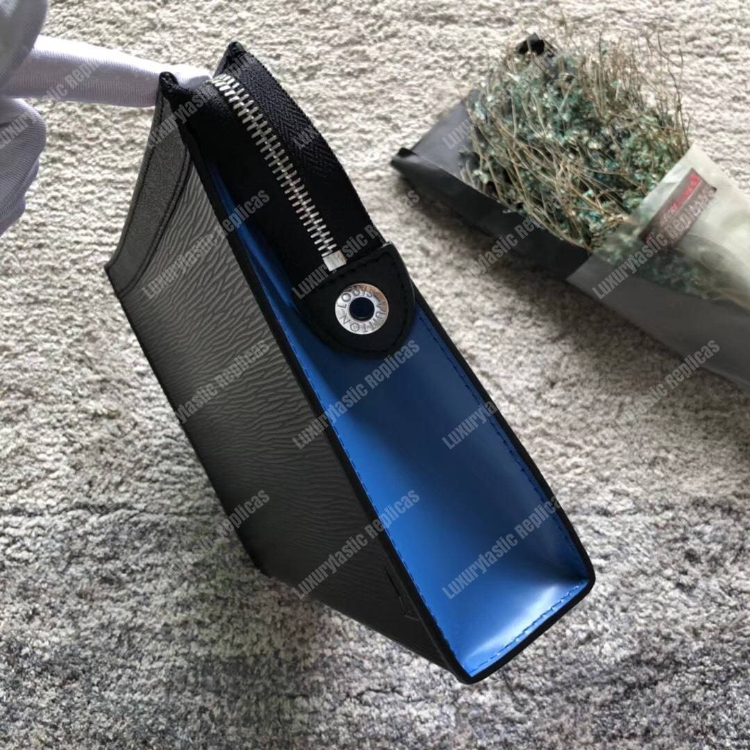 LV Pochette Voyage MM Epi Leather