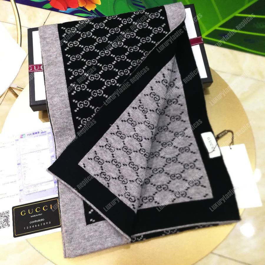 G*u*i monogram gg wool scarf black grey