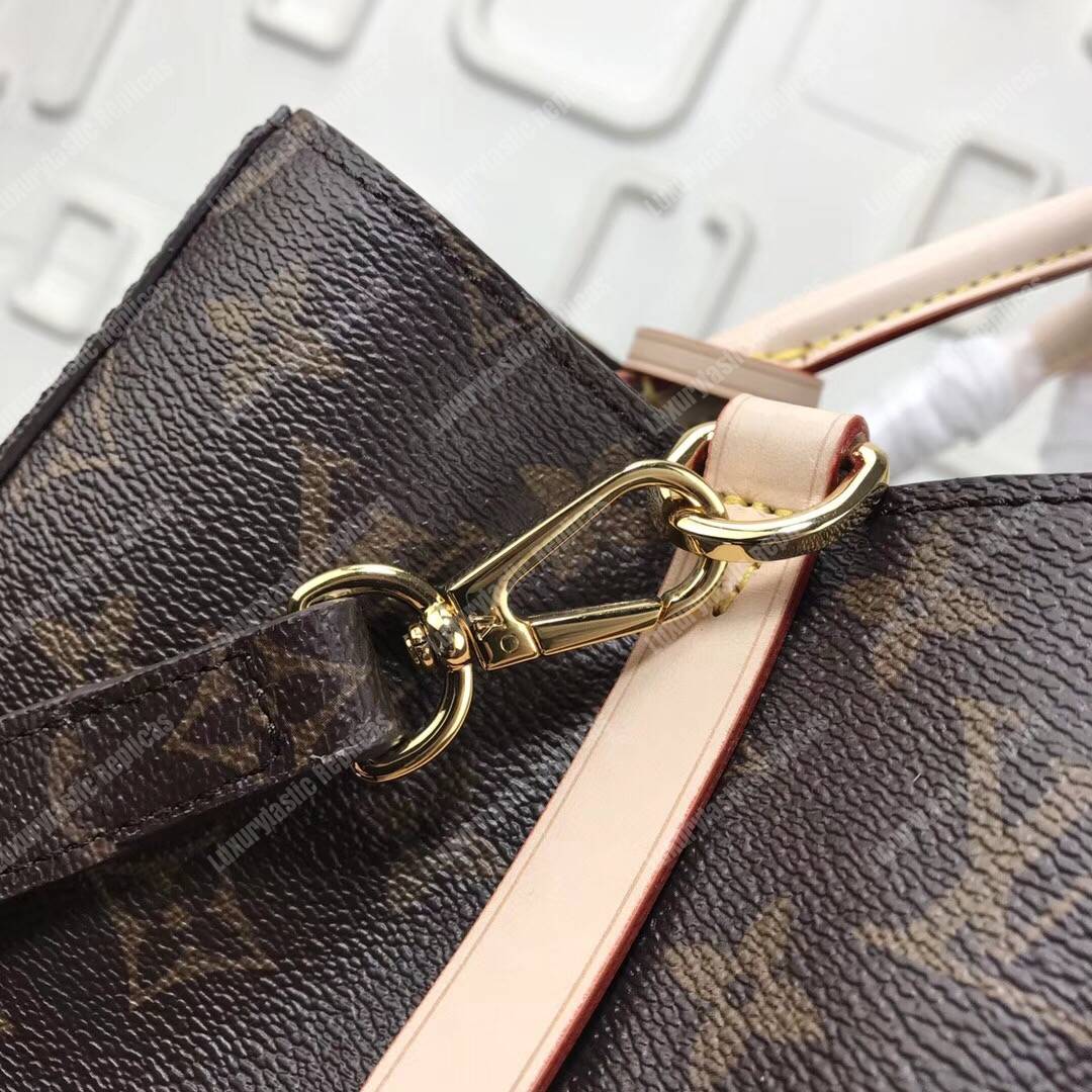 LV Fall Montaigne GM Monogram Handbag