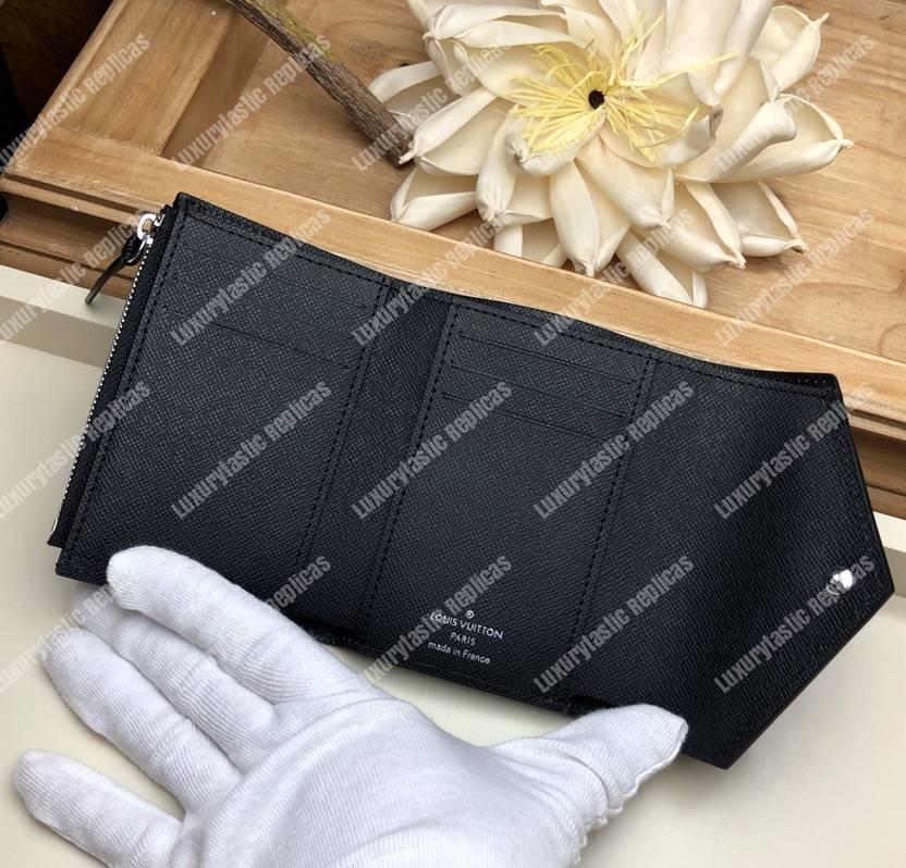 LV Special Edition Victorine Wallet Epi leather in Black