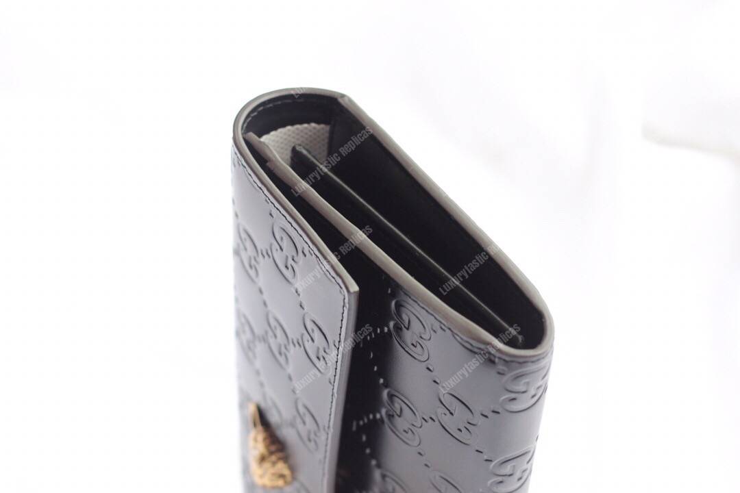 G*u*i signature continental wallet with cat