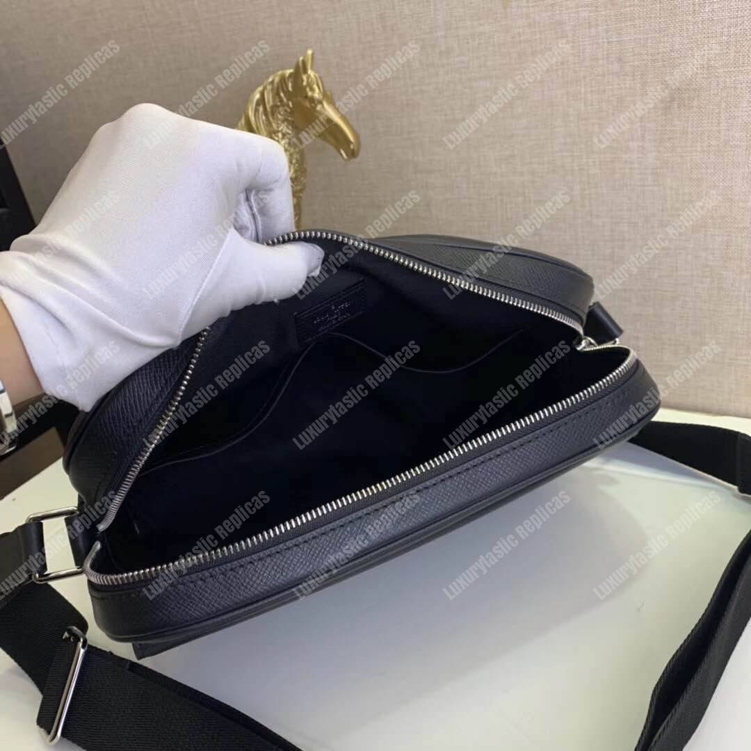 LV Alex Messenger PM Taiga Leather Noir