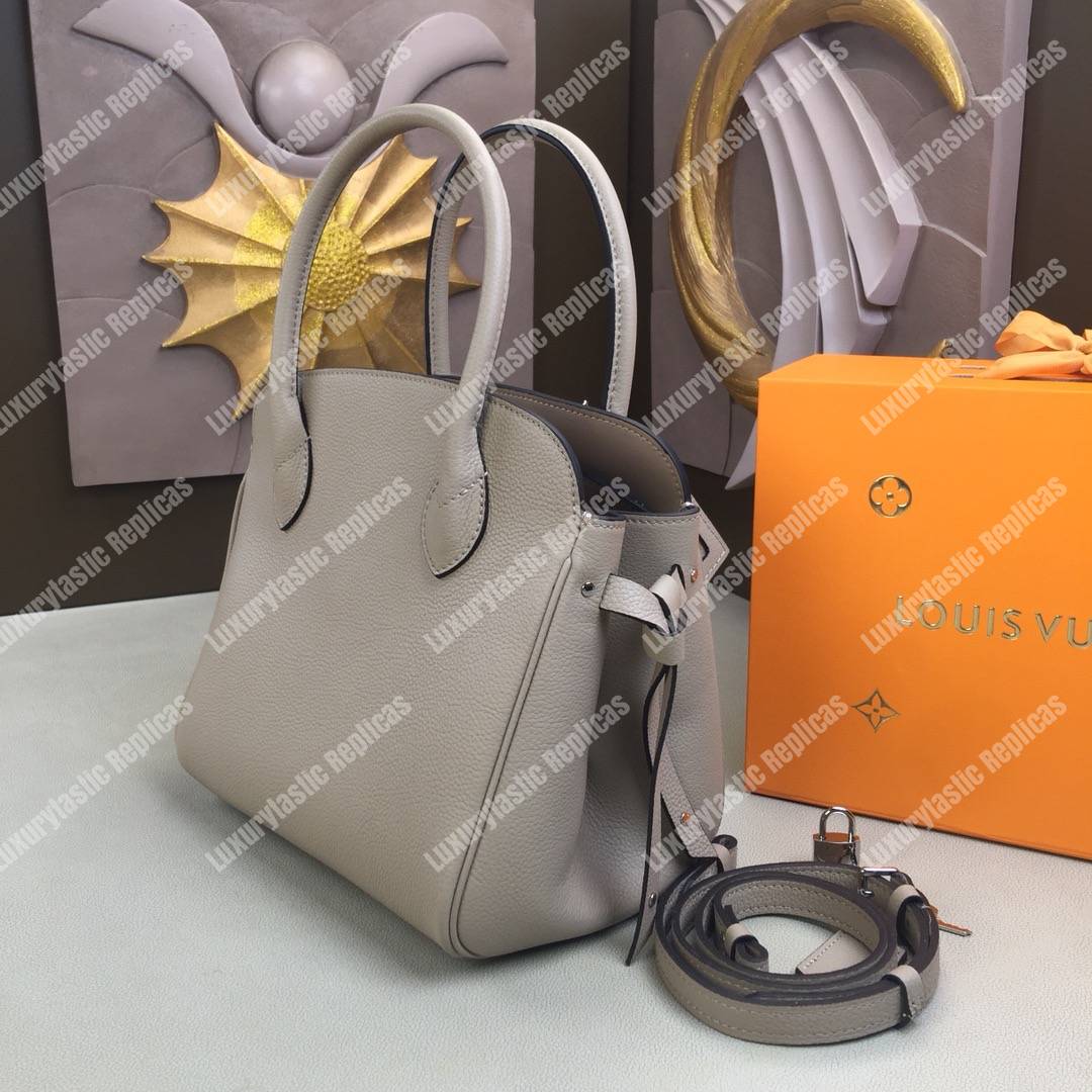 LV Milla PM Veau Nuage Cream