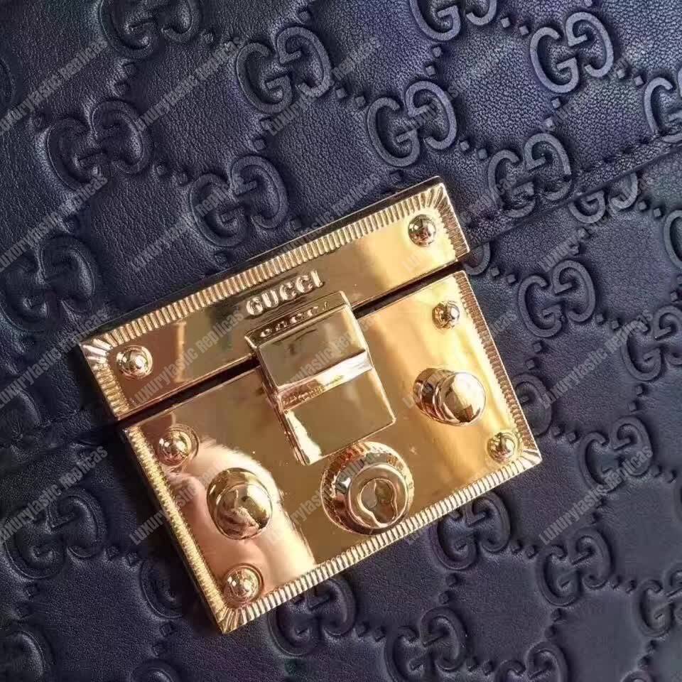 G*u*i padlock medium signature top handle bag black