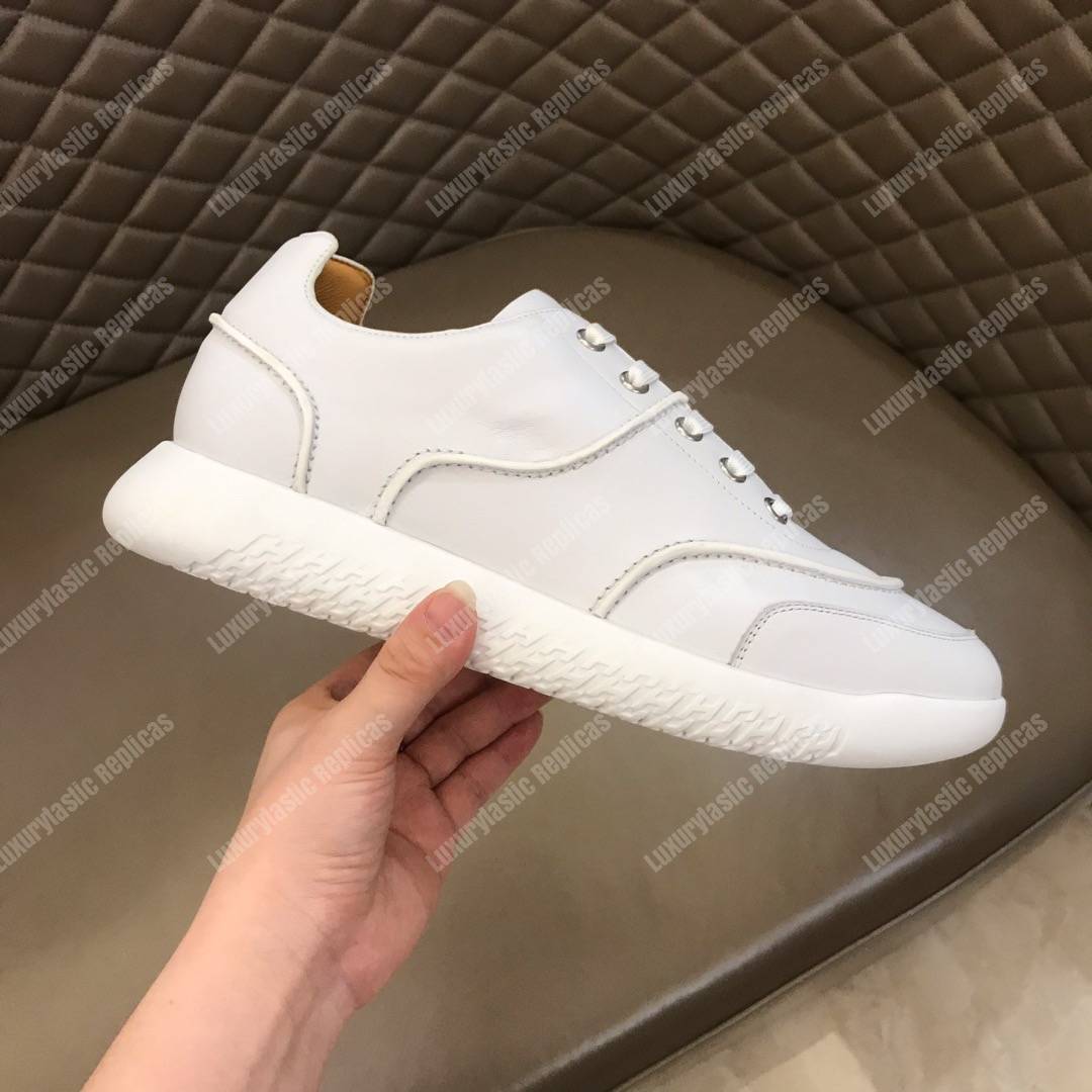 H**mes turn sneaker white