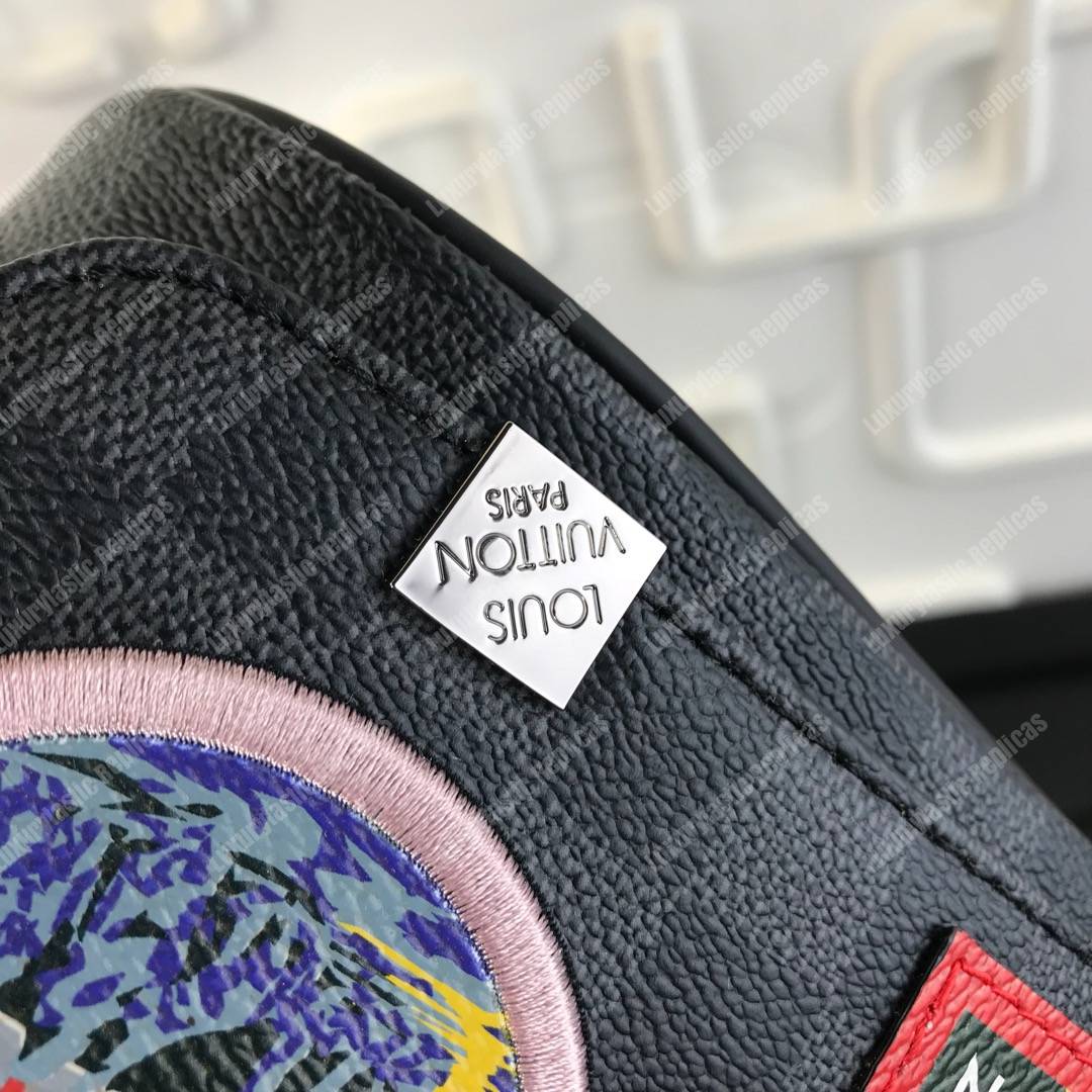 LV District Messenger PM Damier Graphite Canvas Alps