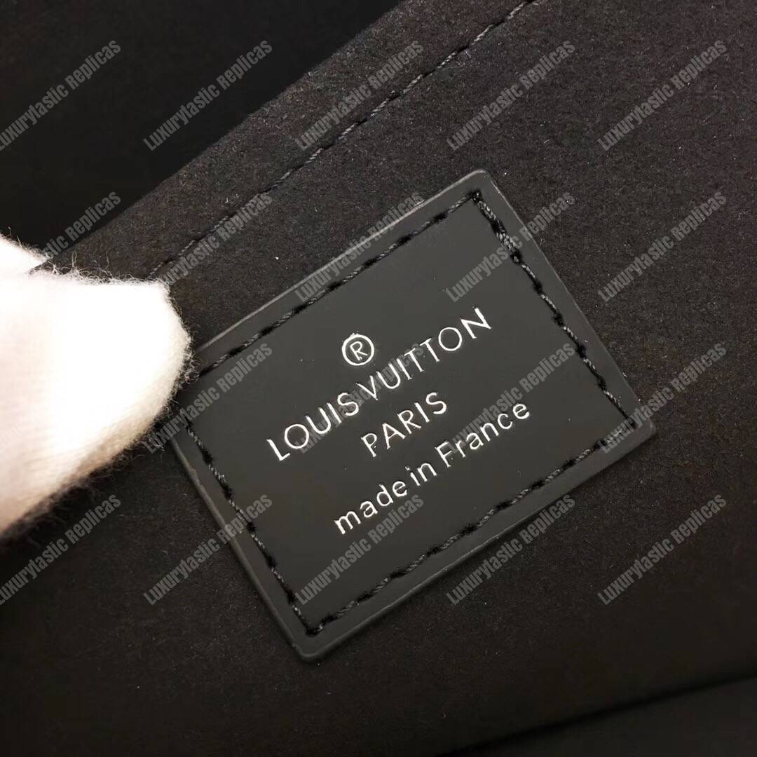 LV Pochette Jour GM Epi Leather Bleu Marine