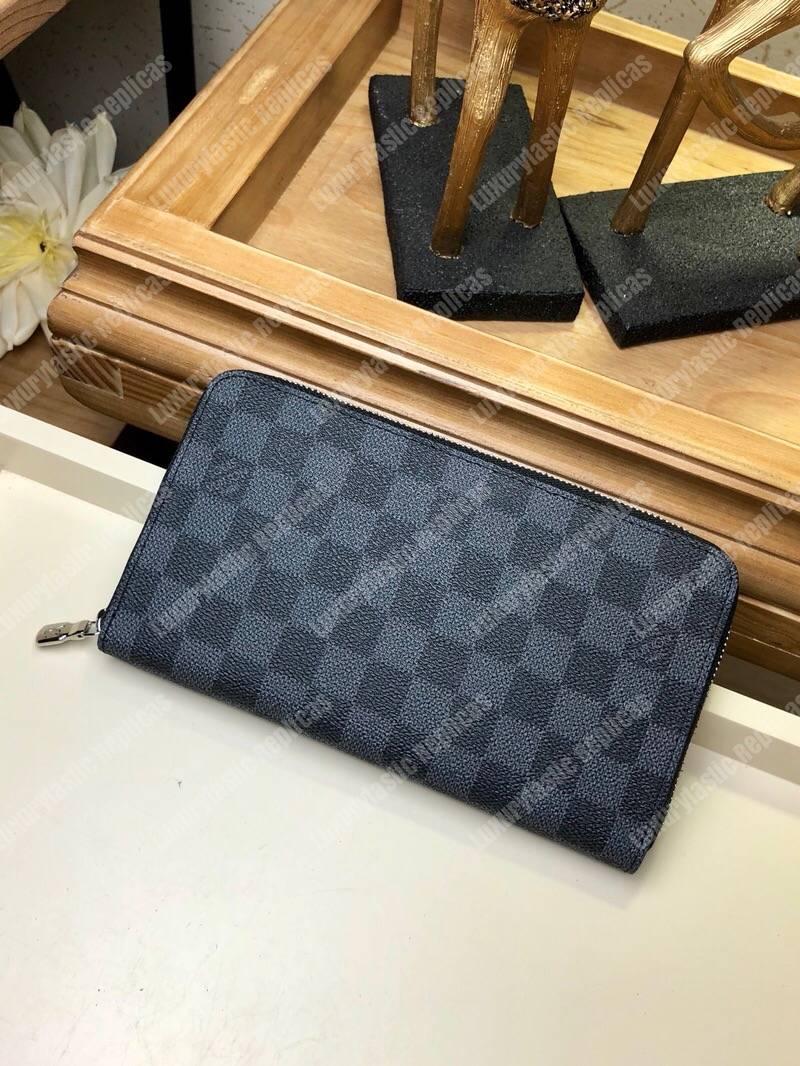 LV Zippy Organizer Damier Graphite
