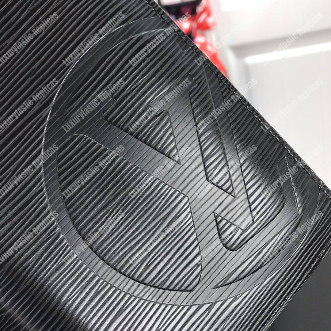 LV Brazza Wallet Epi Leather Noir Initials