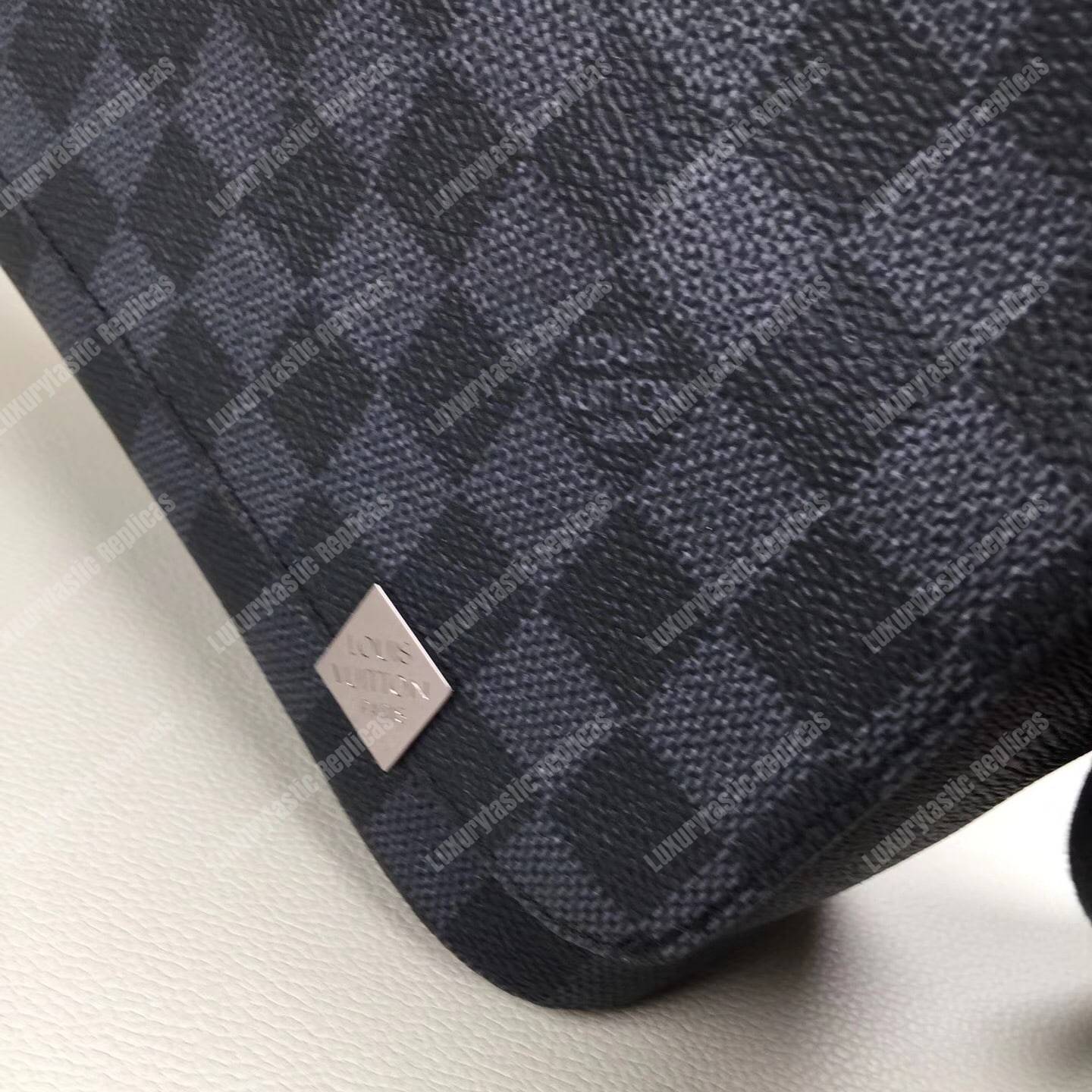 LV District PM Damier Canvas