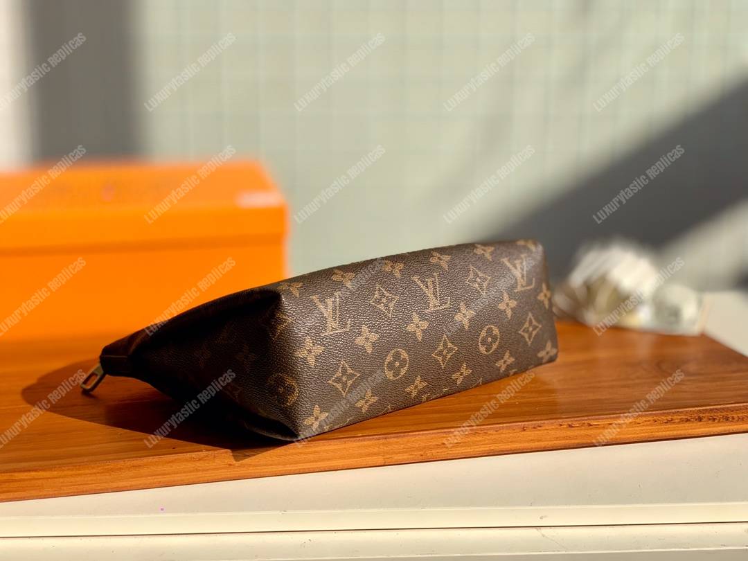 LV Pallas Beauty Case Navy Blue