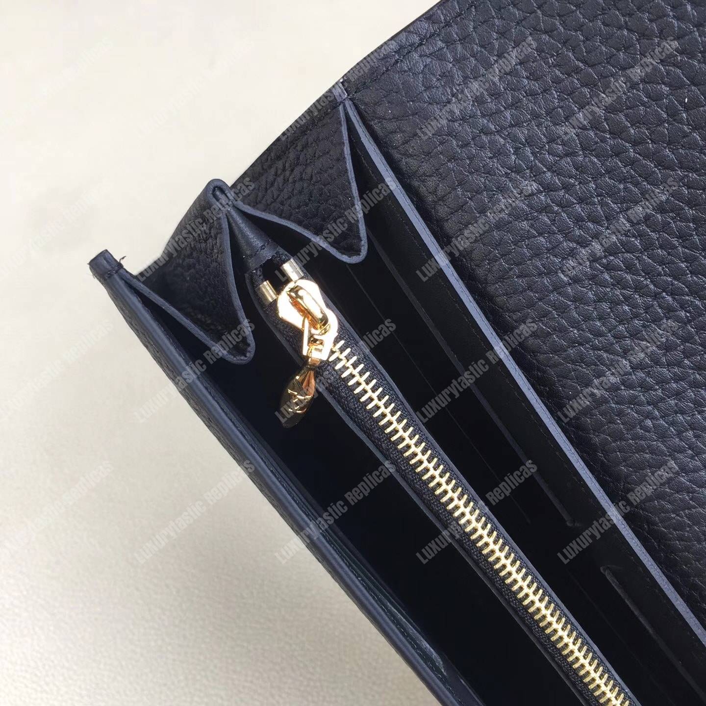 LV Capucines Wallet Noir