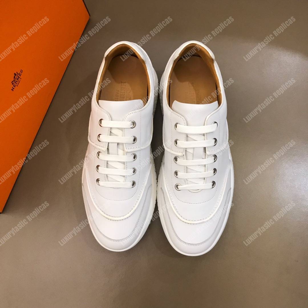 H**mes turn sneaker white