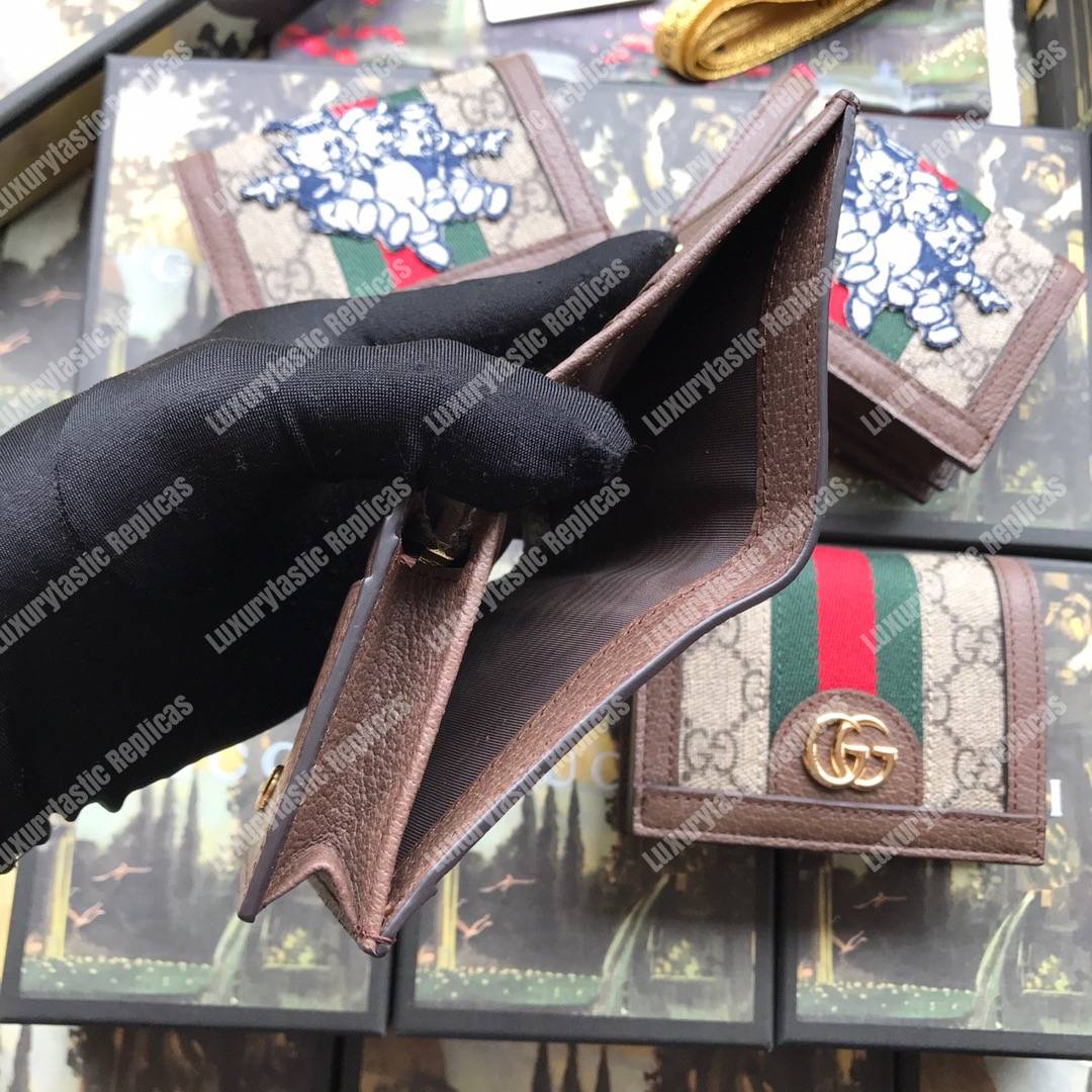 G*u*i ophidia gg card case with three little pigs