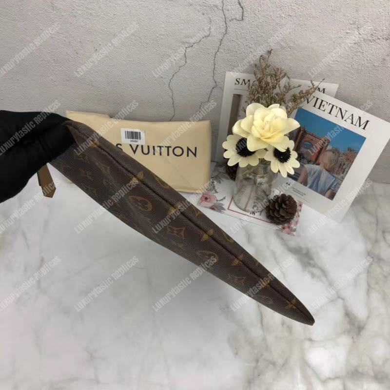 LV Daily Pouch Monogram Sesame