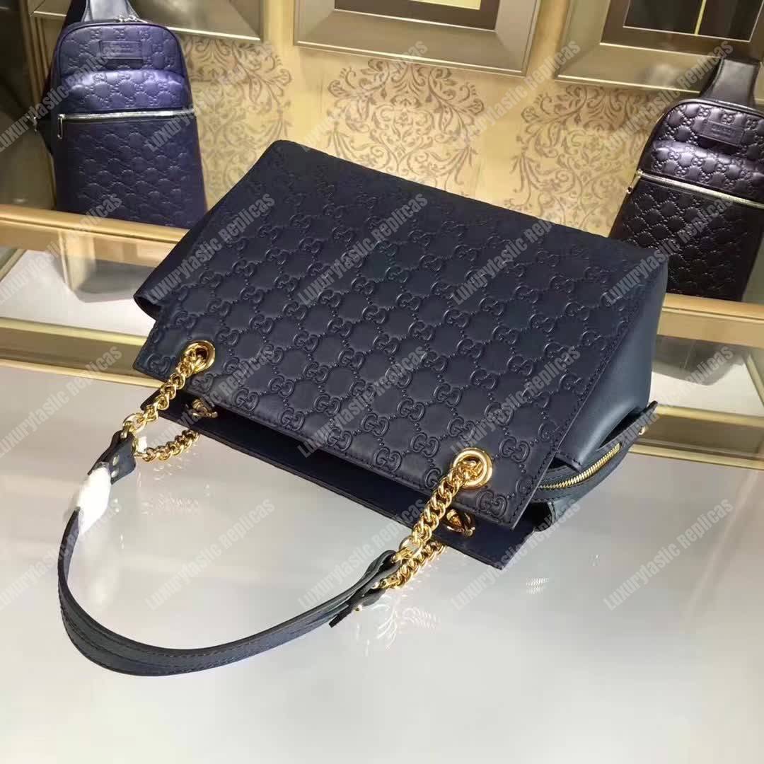 G*u*i signature medium top handle bag blue