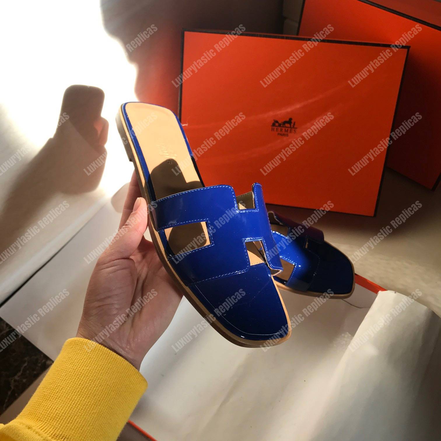 H**mes oran sandal patent leather blue