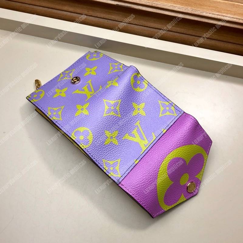 LV Summer 2019 Zoé Wallet Monogram Canvas Pink / Lila