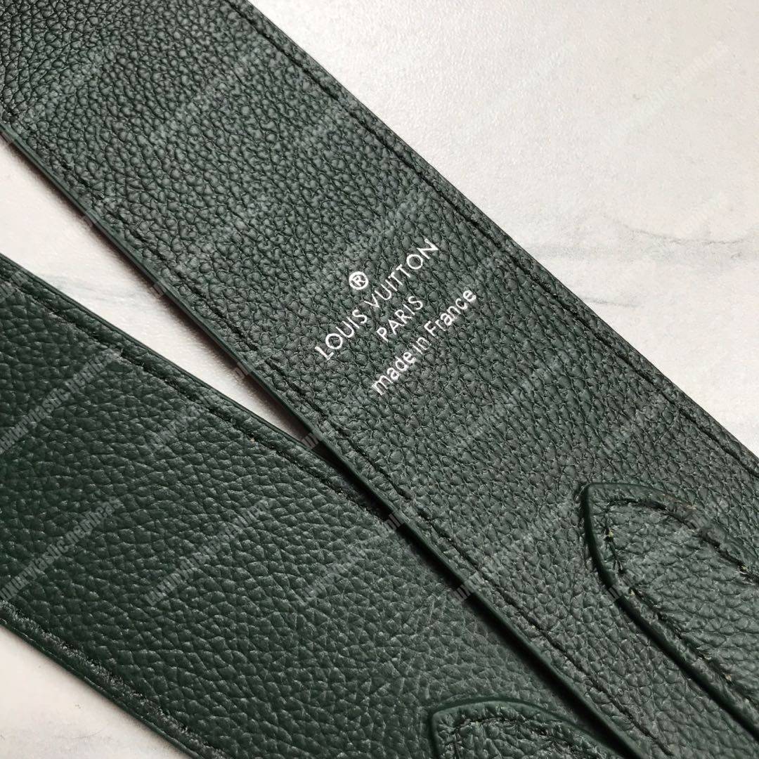 LV Bandouliere Capucines Taurillon Leather Vert