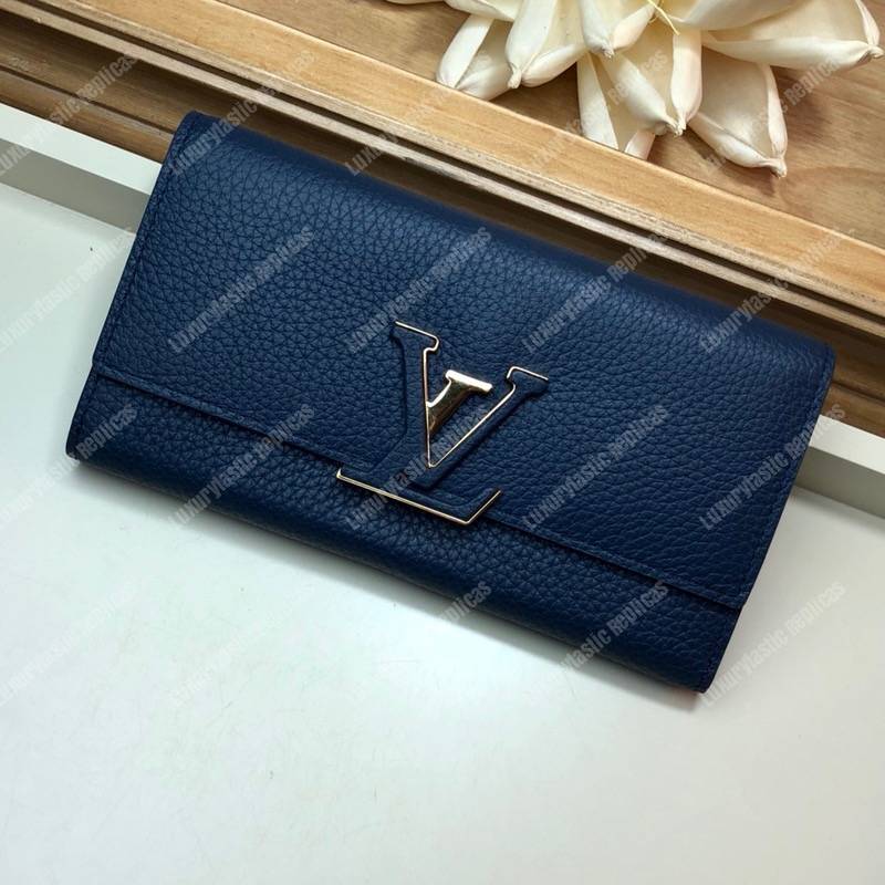 LV Capucines Wallet Taurillon Marine Rouge