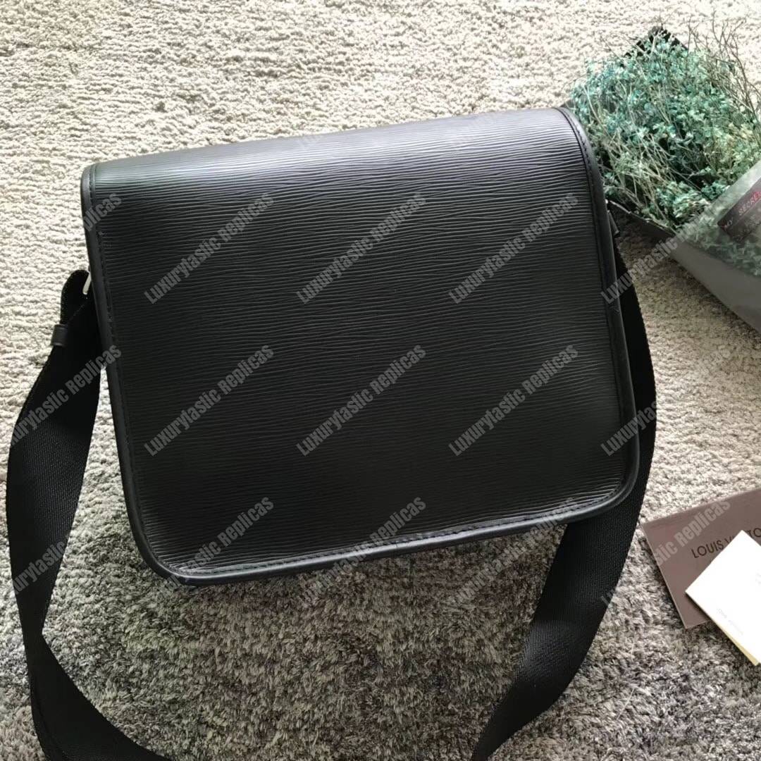 LV Messenger PM Epi Leather Black